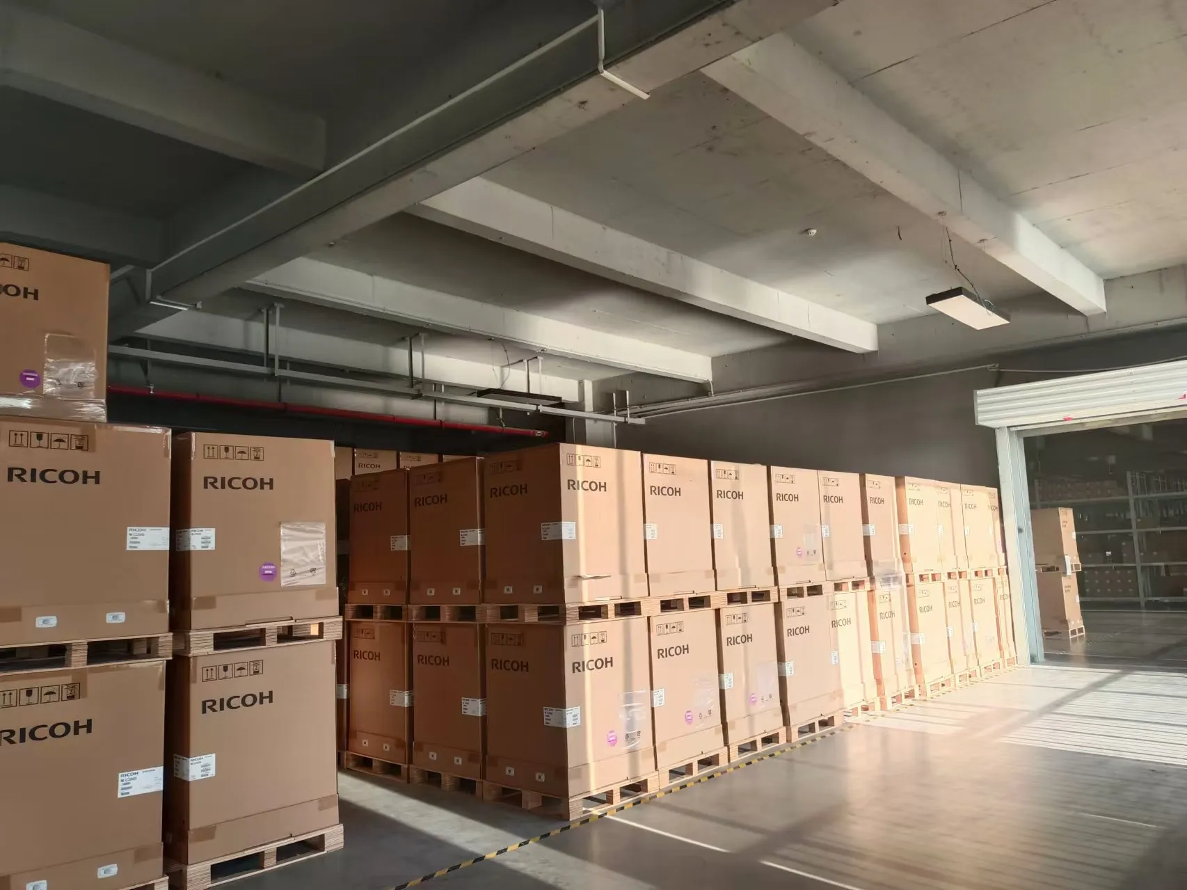 Dịch Vụ thuê máy tại Huyện Phong Điền Giá Tốt